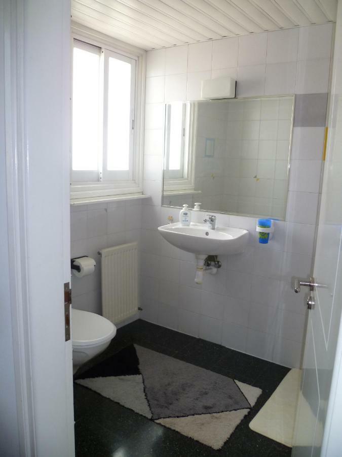 Double Room With Ensuite Bathroom At Datacom Building Никосия Экстерьер фото